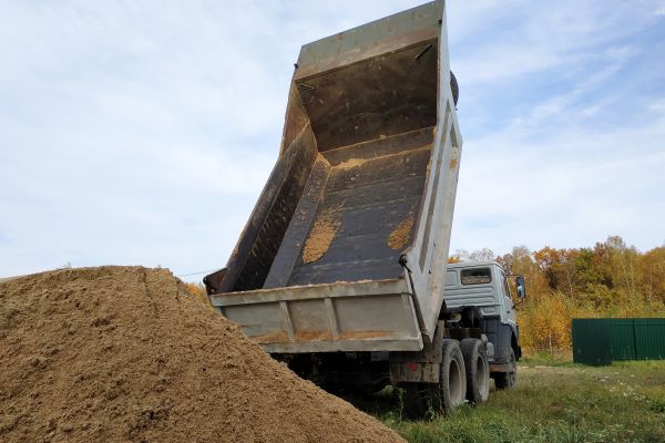 Topsoil Delivery in Rockford