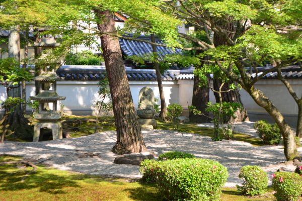 Zen Garden Landscaping in Rockford