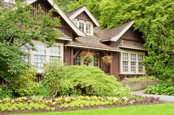 Log Home Landscaping in Rockford