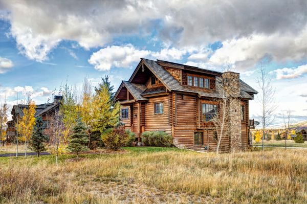 Cabin Landscaping in Rockford